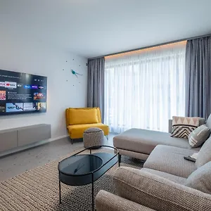 Emirates Lux And Parking Appartement